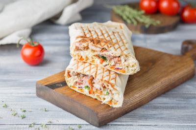 шаурма с курицей в обычном лаваше